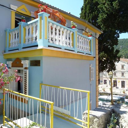 Villa Mozart Veli Lošinj Eksteriør bilde