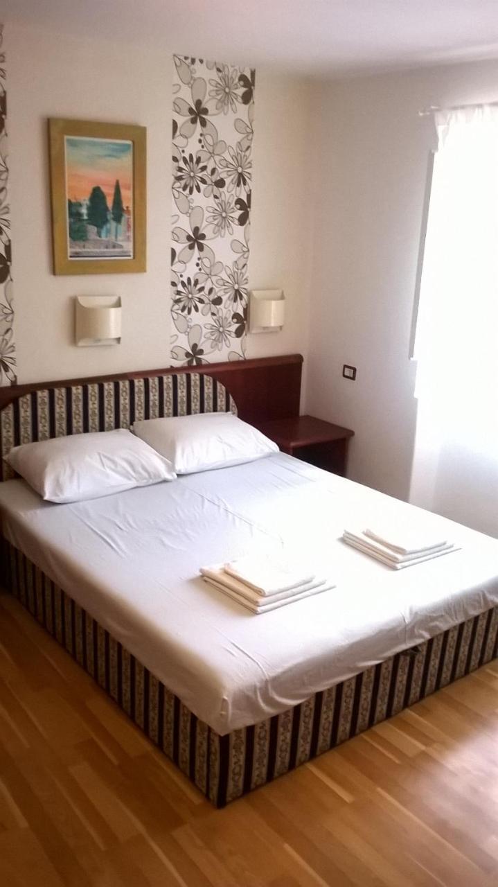 Villa Mozart Veli Lošinj Eksteriør bilde